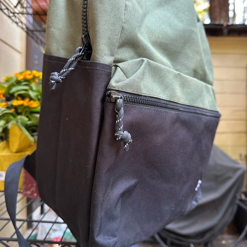 CHAMPION Olive and Black Men's Backpack Larger Size Like Mew Condition Trending